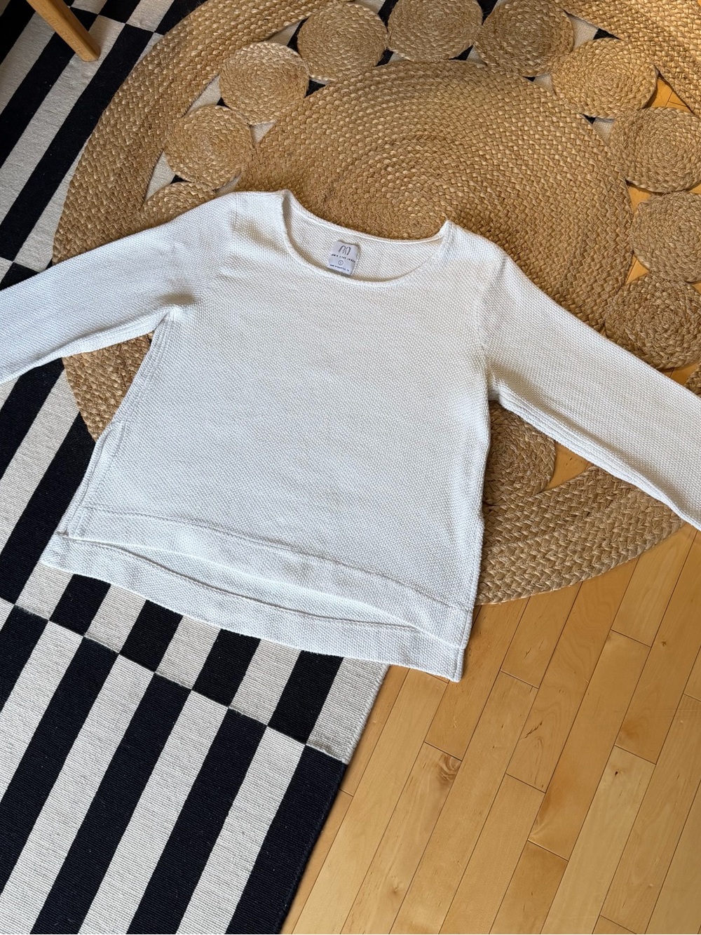 Jamie and the Jones split sweater, size large in natural cotton. Size large.